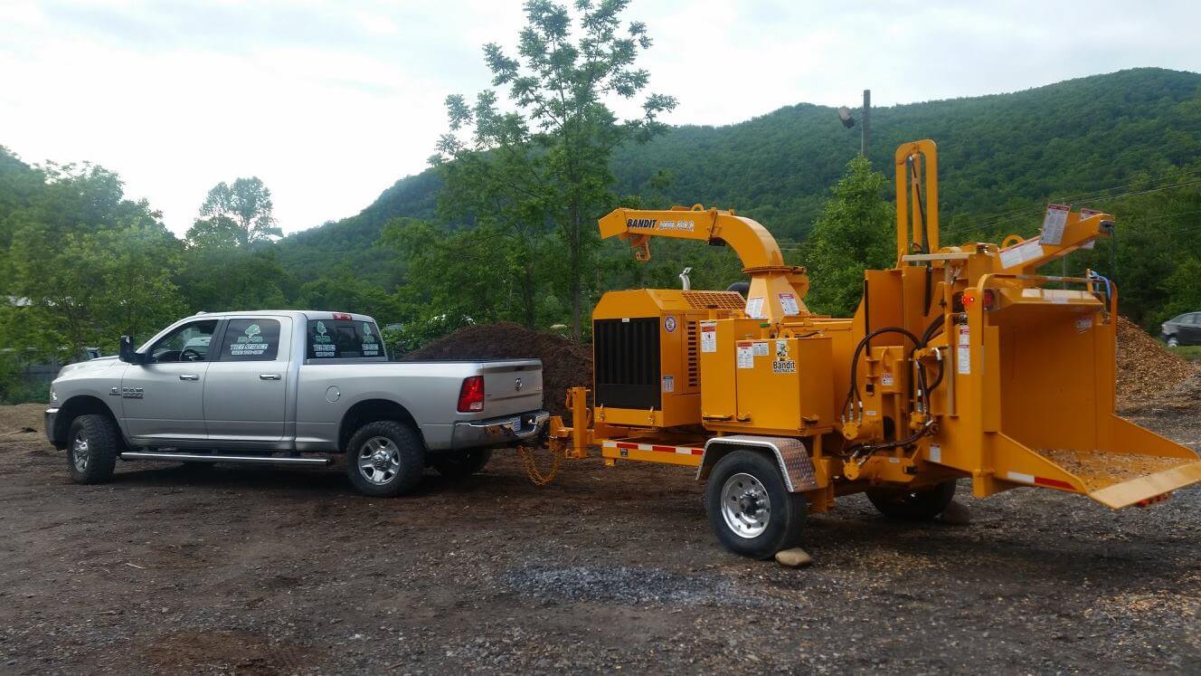 Stump Grinding: Wood chipping